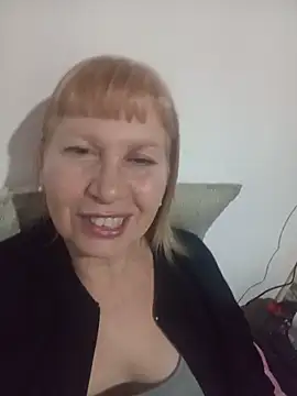 Snapshot of SexyMilf1211 chatting on May 2026 11:15:01 PM SexyMilf1211 online show from May 2026 11:15:01 PM