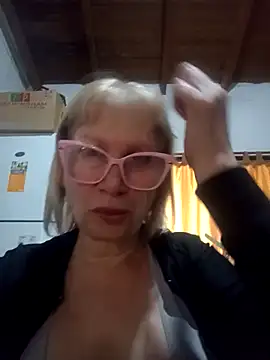 Snapshot of SexyMilf1211 chatting on May 2026 05:16:02 PM SexyMilf1211 online show from May 2026 05:16:02 PM