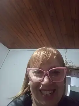 Snapshot of SexyMilf1211 chatting on May 2026 11:40:02 AM SexyMilf1211 online show from May 2026 11:40:02 AM