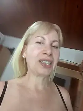 SexyMilf1211 online show from November 2025 09:51:02 PM