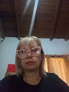Snapshot of SexyMilf1211 chatting on May 2026 04:57:01 PM SexyMilf1211 online show from May 2026 04:57:01 PM