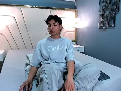 Snapshot of MattFiore chatting on December 2025 11:53:02 AM MattFiore online show from December 2025 11:53:02 AM