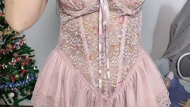 Babe-sweet online show from December 2025 02:01:01 AM