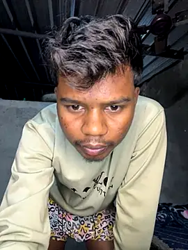 banty05 online show from December 2025 05:14:01 PM