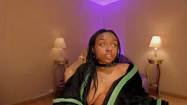 Midnight Bluee online show from December 2025 08:09:02 AM