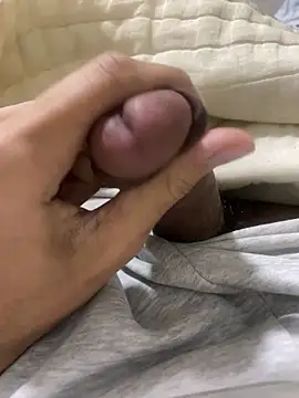 Snapshot of tinymachine chatting on November 2025 06:41:02 PM tinymachine online show from November 2025 06:41:02 PM