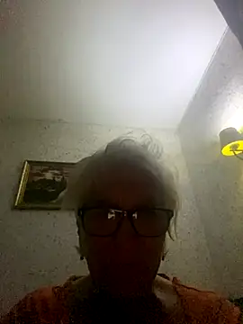 EvaaaSky online show from November 2025 09:19:01 PM