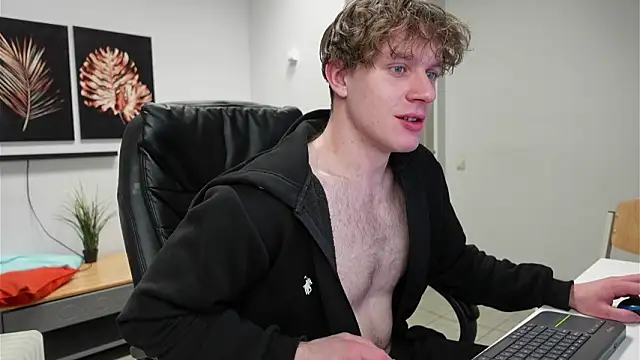 Charles Dreams online show from February 2026 10:56:01 PM