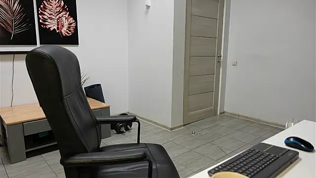 Charles Dreams online show from February 2026 07:36:02 PM