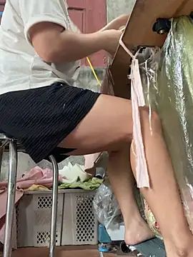 -Bella-a online show from April 2026 12:16:02 AM