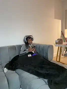 Drekacakez online show from May 2026 04:47:02 PM
