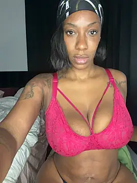 Drekacakez online show from July 2026 09:01:01 PM