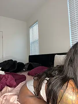 Drekacakez online show from April 2026 11:28:02 AM