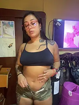 Felinamiau online show from February 2026 04:24:01 AM