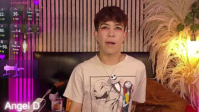 Angeldust19 online show from April 2026 03:33:01 AM