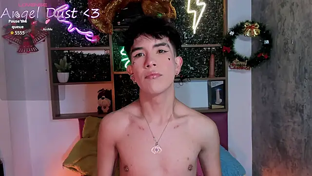 Angeldust19 online show from December 2025 04:23:01 AM