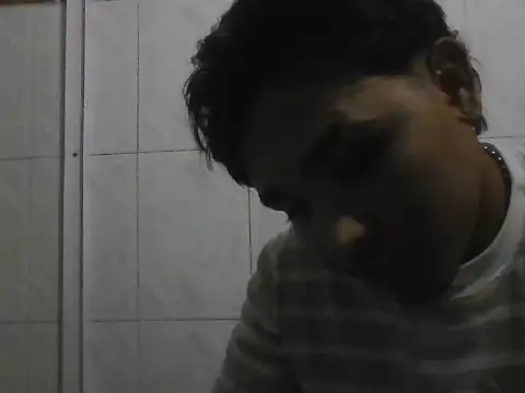 Snapshot of your_hub1 chatting on November 2025 05:45:02 AM your hub1 online show from November 2025 05:45:02 AM