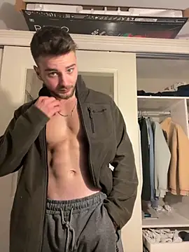 atesturky online show from December 2025 09:38:02 PM