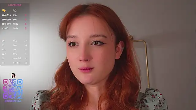 Snapshot of AmelieSeductress chatting on December 2025 01:37:02 PM AmelieSeductress online show from December 2025 01:37:02 PM