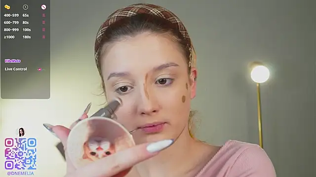 Snapshot of AmelieSeductress chatting on January 2026 01:40:02 PM AmelieSeductress online show from January 2026 01:40:02 PM