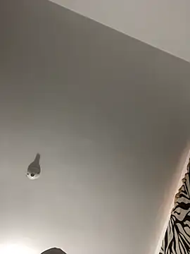 Hopemoretti online show from February 2026 08:07:01 PM