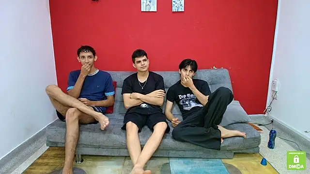 CHILLBICREWX online show from November 2025 10:19:01 PM