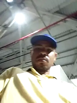 Snapshot of morenoosafado18cm chatting on November 2025 09:48:02 PM morenoosafado18cm online show from November 2025 09:48:02 PM