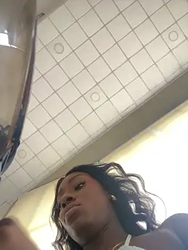 zyrastorm online show from December 2025 09:17:01 PM