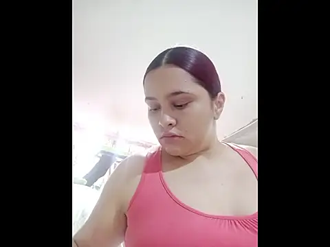 swetttmomy online show from January 2026 06:57:01 PM