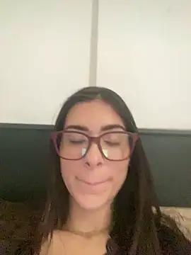 fer-nanda online show from February 2026 04:17:02 PM