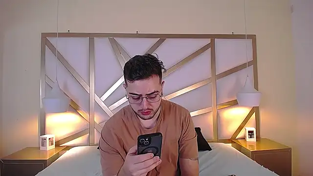 Ethan Greys online show from December 2025 04:11:02 AM