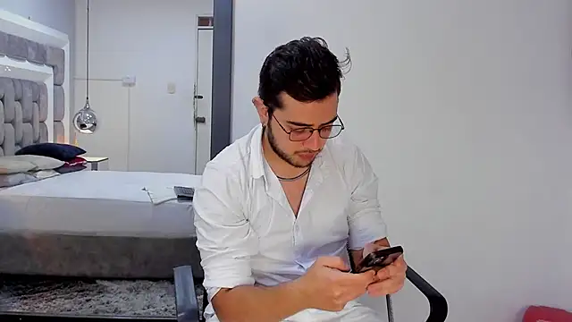 Ethan Greys online show from January 2026 11:22:02 PM