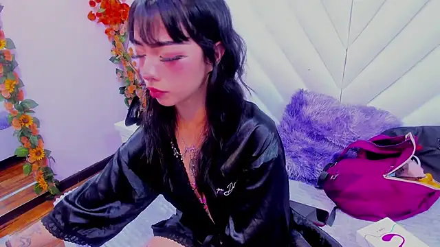  Ivy Luna online show from April 2026 12:50:01 AM