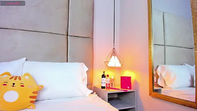 angelaG1 online show from March 2026 08:03:01 PM