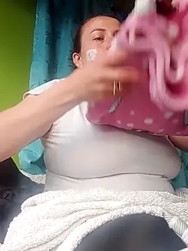 Rouse hot  online show from December 2025 08:25:02 PM