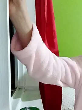 Rouse hot  online show from January 2026 12:26:01 AM