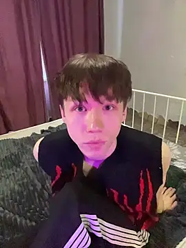 Snapshot of Slay-cute-boy chatting on November 2025 04:16:02 AM Slay-cute-boy online show from November 2025 04:16:02 AM