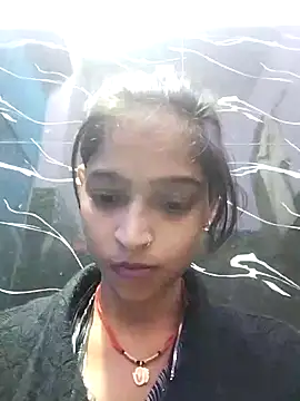 Mohni hote online show from November 2025 10:43:02 PM