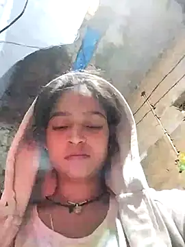 Snapshot of Mohni_hote chatting on November 2025 07:29:02 PM Mohni hote online show from November 2025 07:29:02 PM