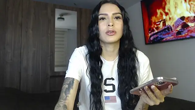 Linda  fiore online show from April 2026 03:41:02 AM