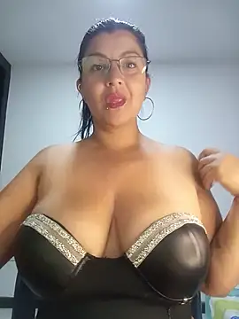 Snapshot of CelesteAlvarez1989 chatting on July 2026 02:03:02 AM CelesteAlvarez1989 online show from July 2026 02:03:02 AM