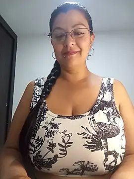 CelesteAlvarez1989 online show from May 2026 03:57:02 AM