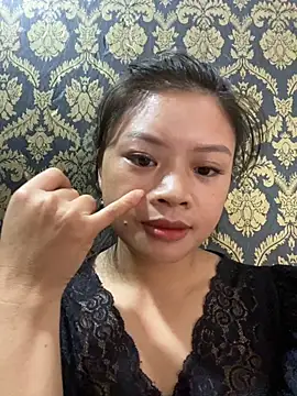 Snapshot of sara-xx chatting on November 2025 03:10:01 AM sara-xx online show from November 2025 03:10:01 AM