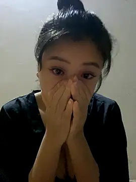 sara-xx online show from December 2025 03:13:02 PM