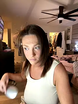 Ayybaebay online show from December 2025 10:26:02 PM