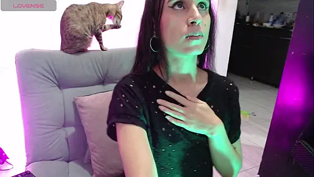 Snapshot of Isabella_Hillss chatting on February 2026 02:41:01 AM Isabella Hillss online show from February 2026 02:41:01 AM