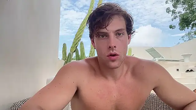 alex islivee online show from June 2026 10:03:02 PM