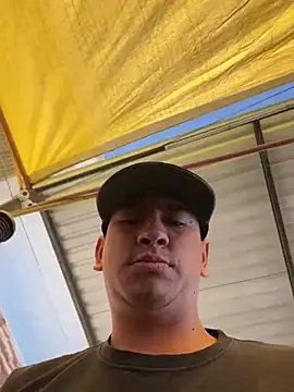 algila08 online show from March 2026 07:07:02 PM