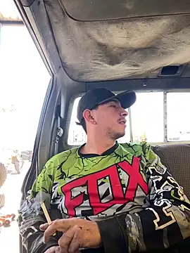 algila08 online show from March 2026 09:26:02 PM