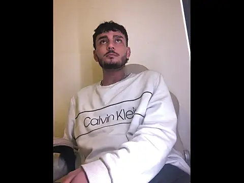 Snapshot of Brunicci chatting on January 2026 09:15:02 AM Brunicci online show from January 2026 09:15:02 AM